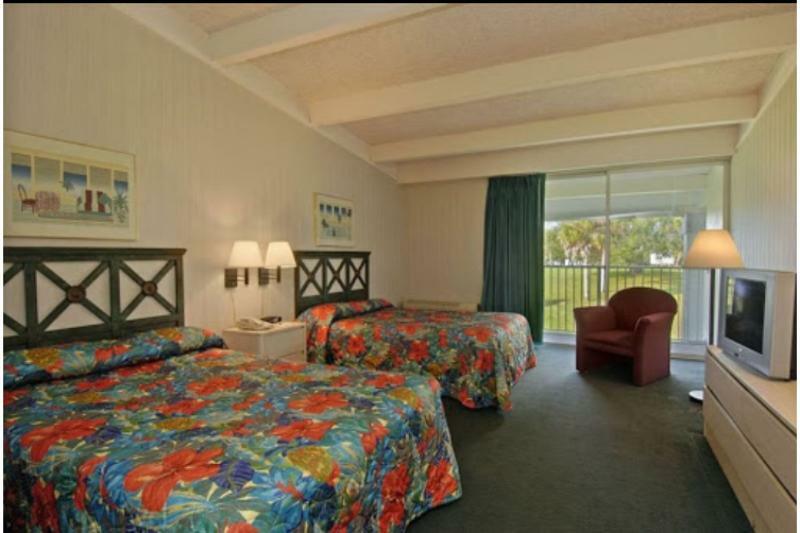 Rodeway Inn Клермон Экстерьер фото